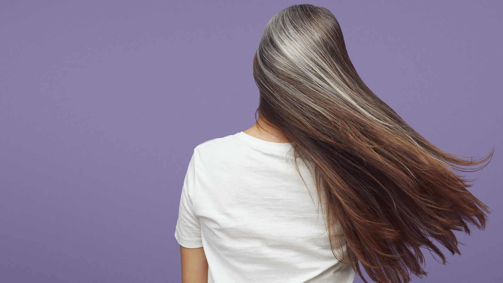 Comment avoir les cheveux plus longs ? 6 méthodes et produits
